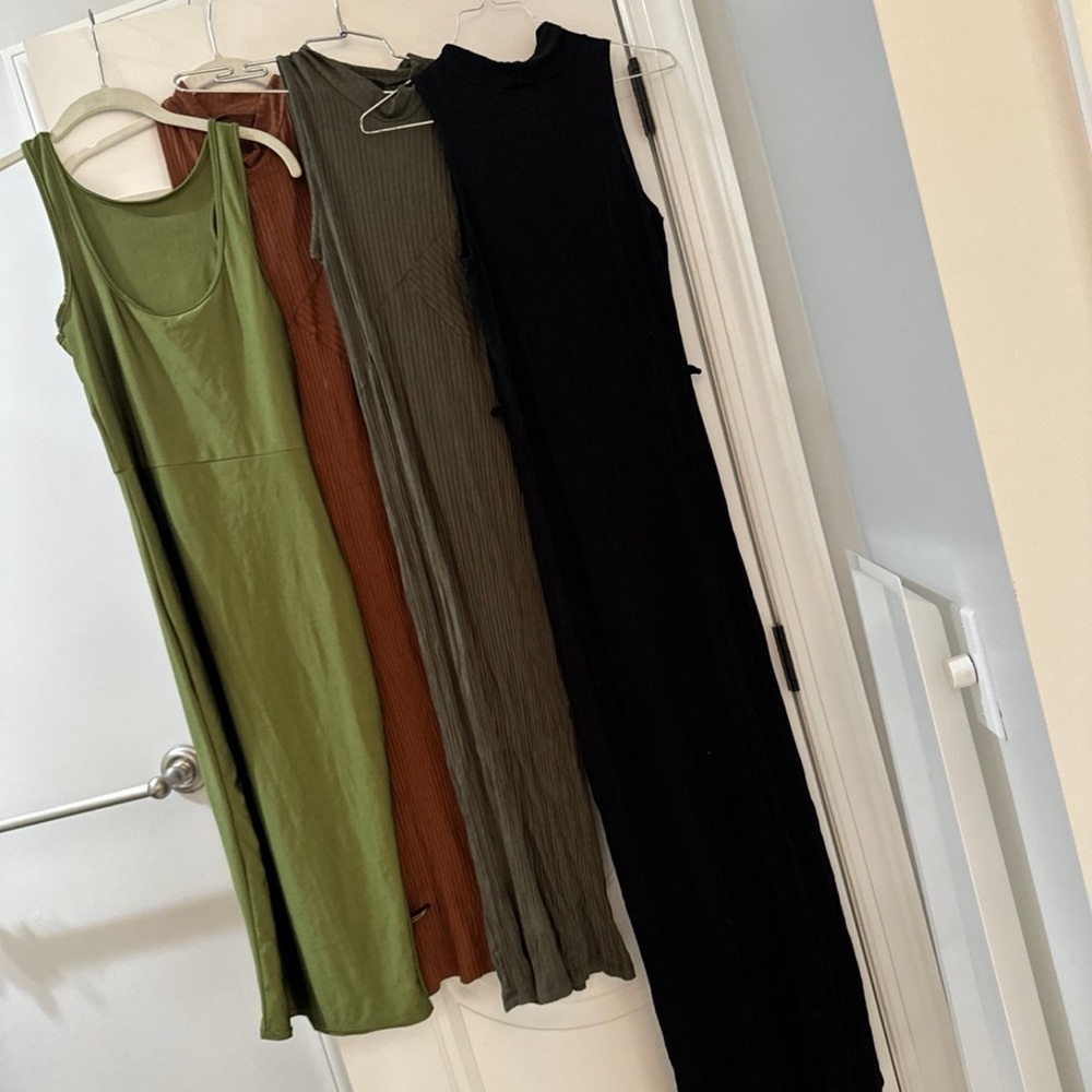 Bundle midi bodycon dresses